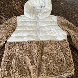 GAP Sherpa Half Zip Beige & White